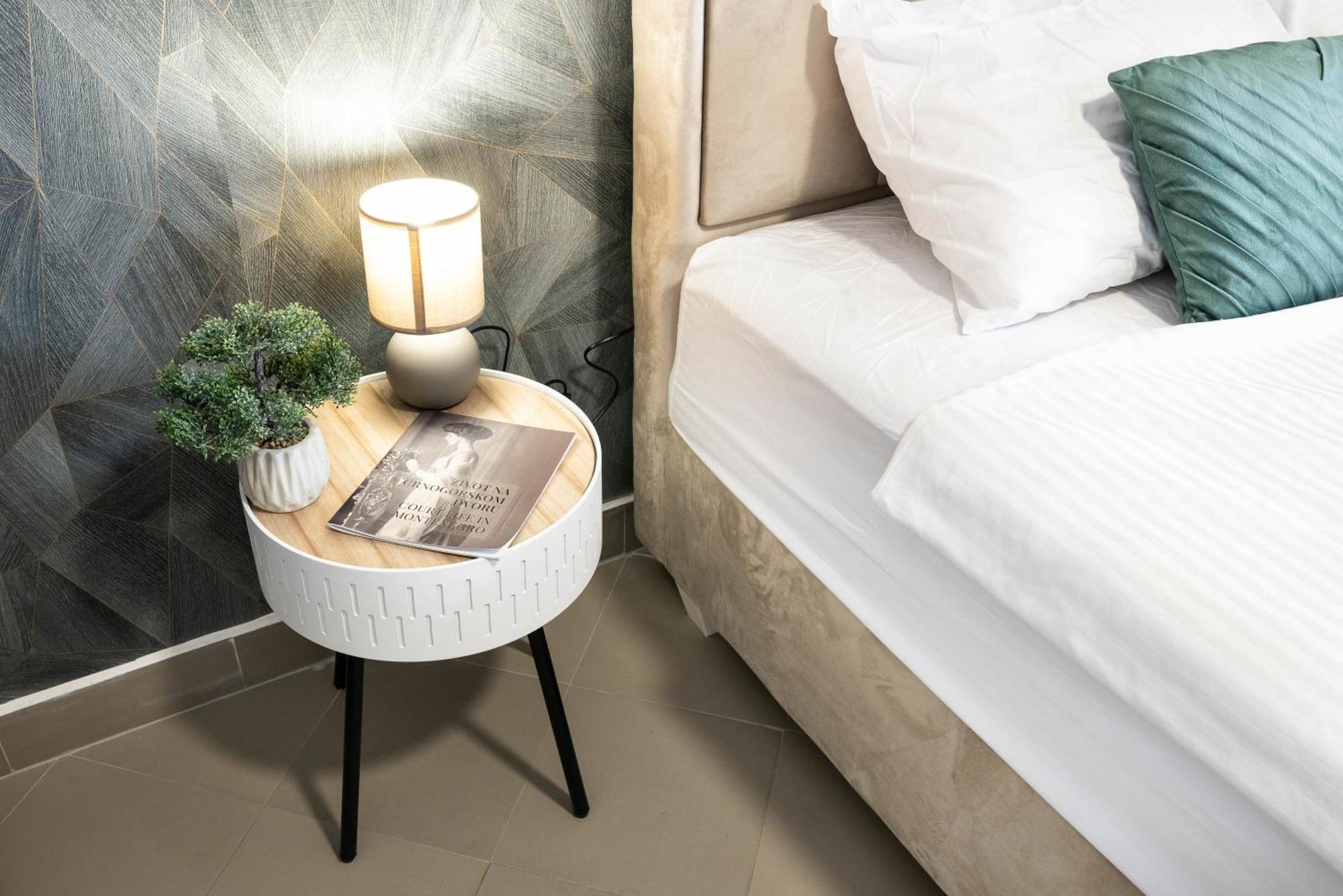 Studio Apartment Cudo Nevidjeno Karuc Buitenkant foto